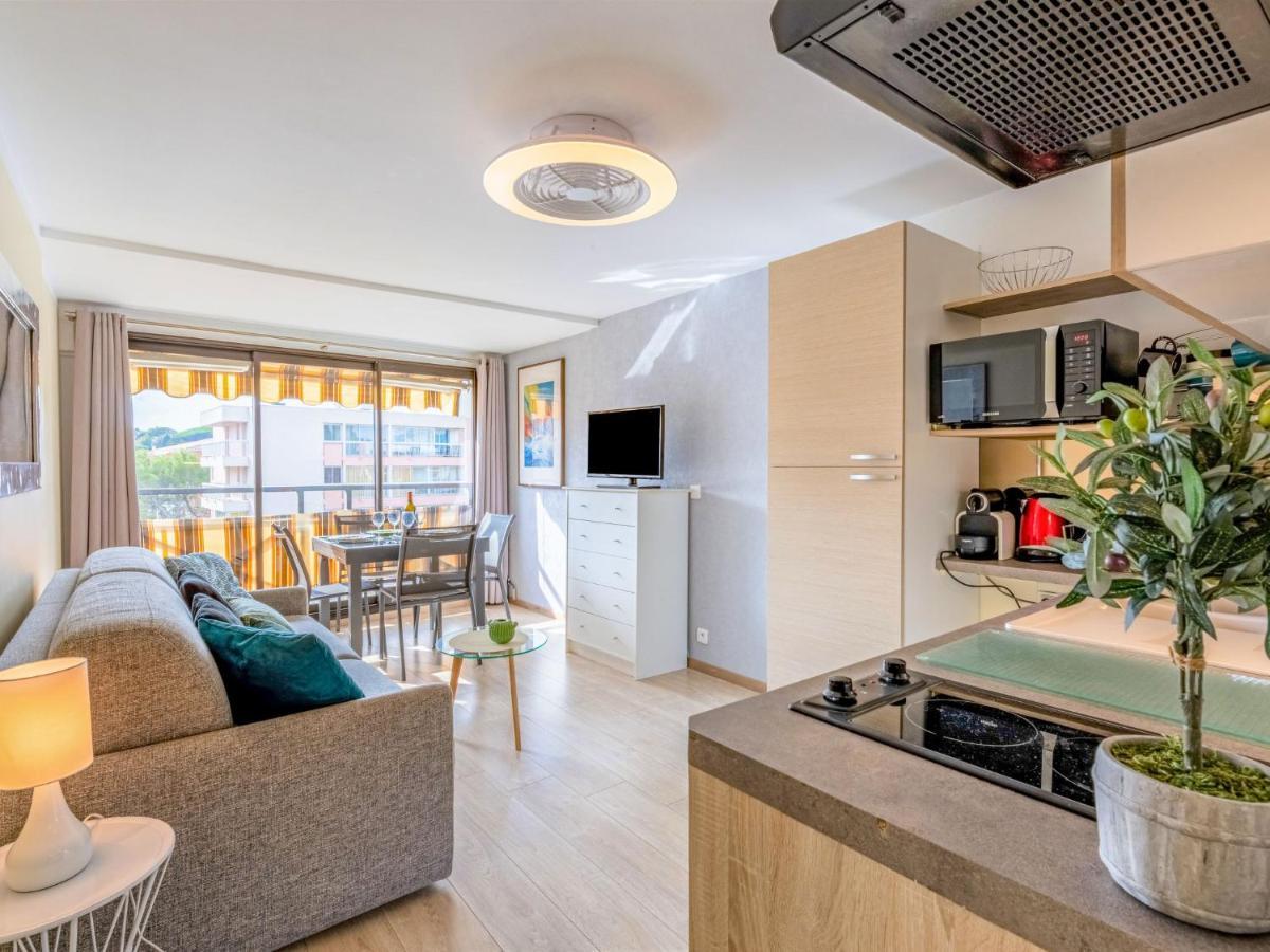 Apartment Les Coralines-5 By Interhome Sainte-Maxime Zewnętrze zdjęcie